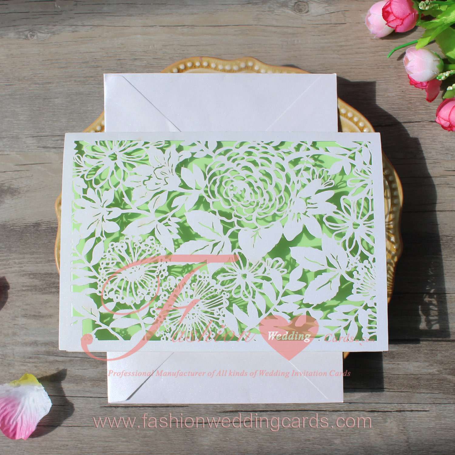 Cheap Customized Lace Cut Wedding Invitations